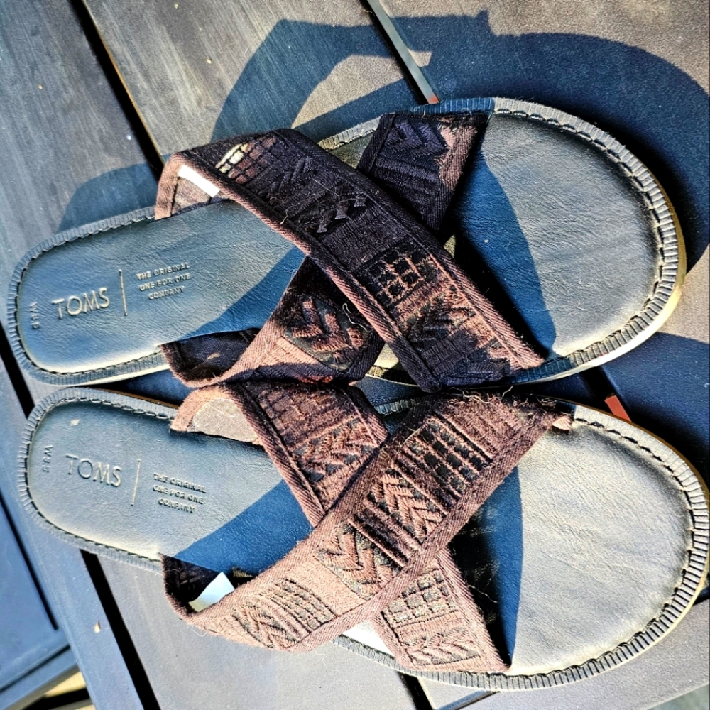 Toms Sandals